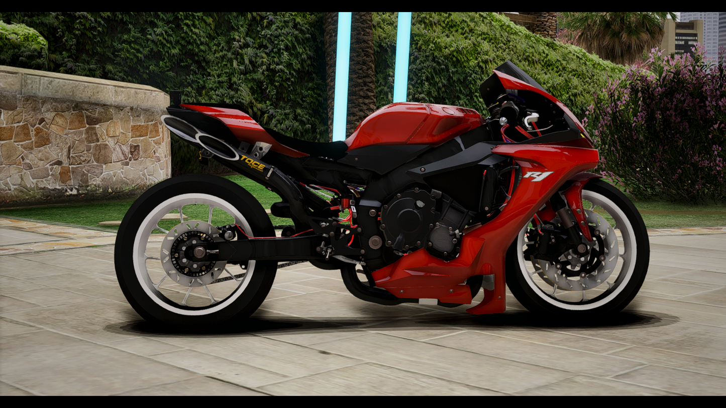 YAMAHA R1 STREET RACER 2019 | Debadged